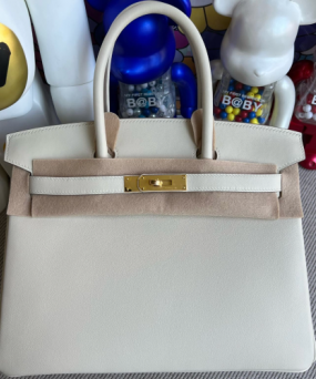 에르메스 버킨백30 화이트 금장 스위프트